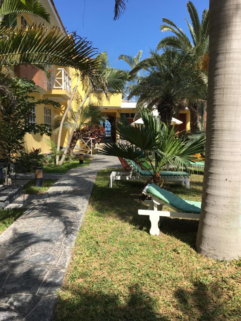 Las Palmeras de Huanchaco Exterior foto